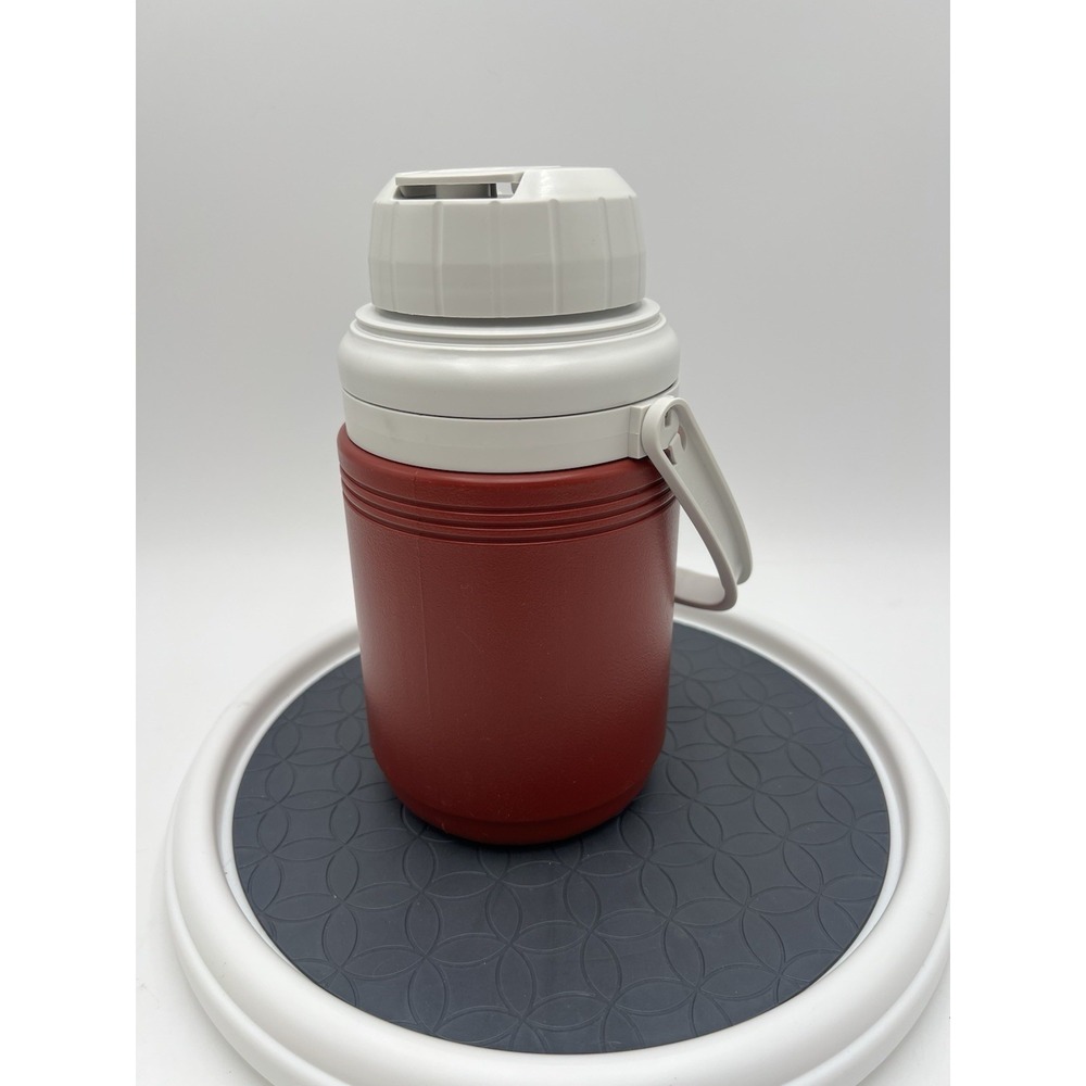 Vintage Coleman 5542 Insulated Water Jug Red White 1/3 Gallon Cooler USA 1984